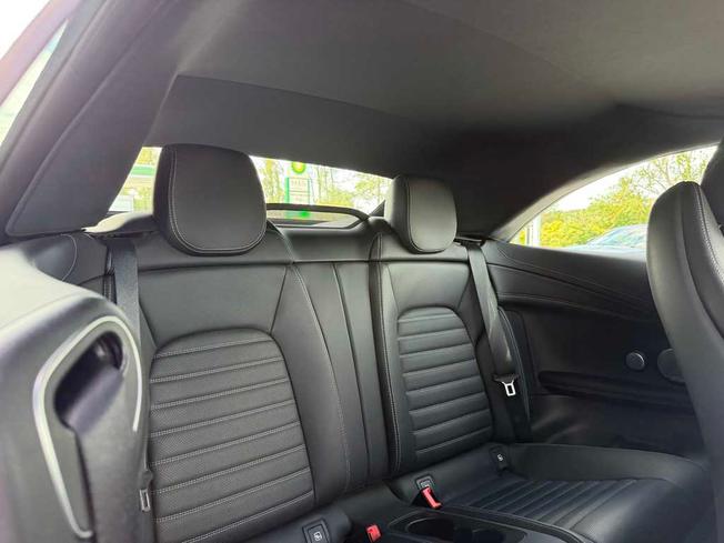 MERCEDES-BENZ C Class Photo 11