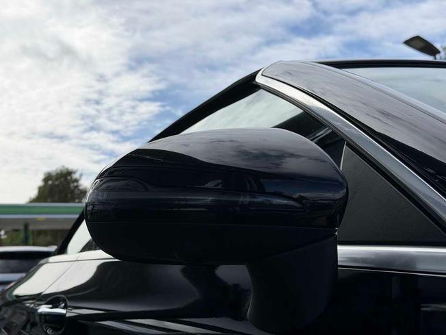MERCEDES-BENZ C Class Photo 18