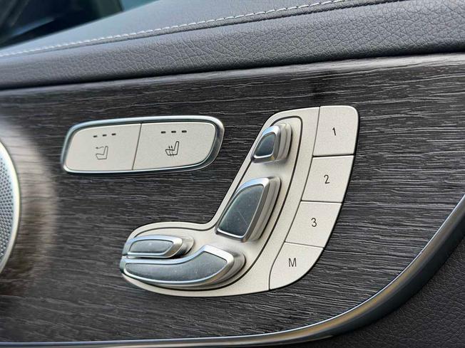 MERCEDES-BENZ C Class Photo 23