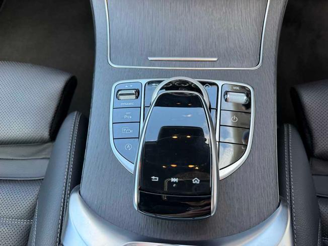 MERCEDES-BENZ C Class Photo 34