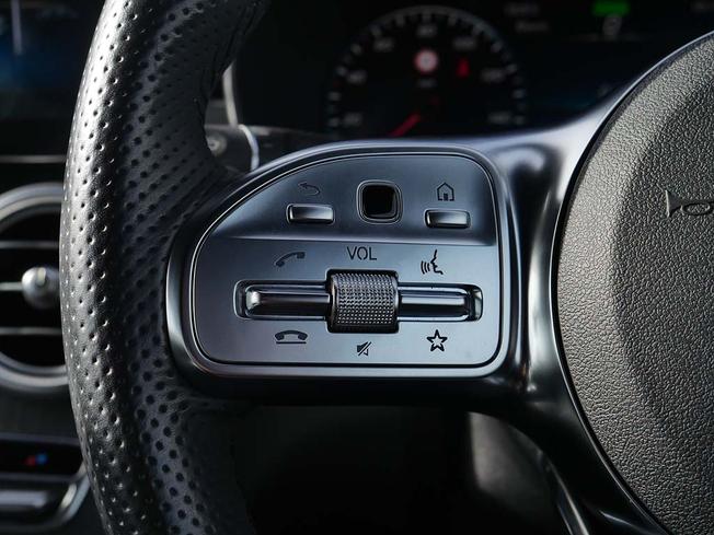 MERCEDES-BENZ C Class Photo 12