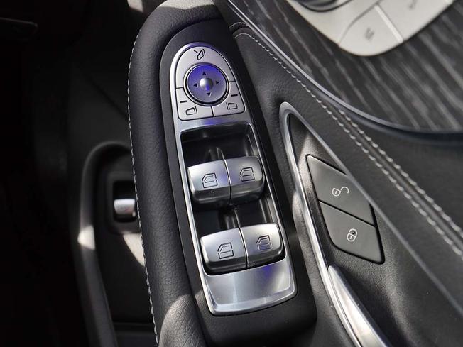 MERCEDES-BENZ C Class Photo 16