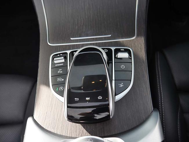 MERCEDES-BENZ C Class Photo 45