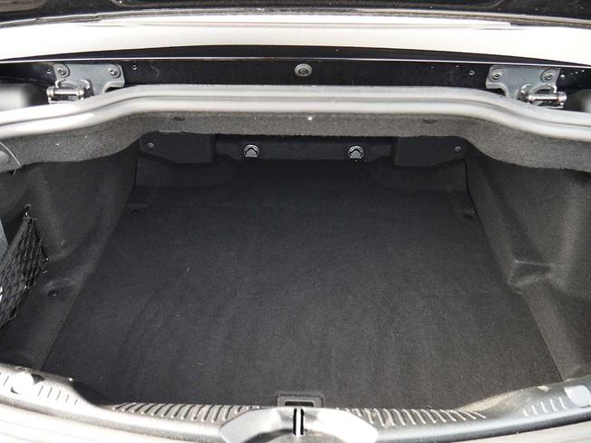 MERCEDES-BENZ C Class Photo 9
