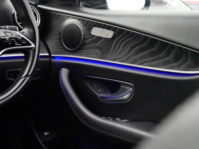 MERCEDES-BENZ E Class Photo 48