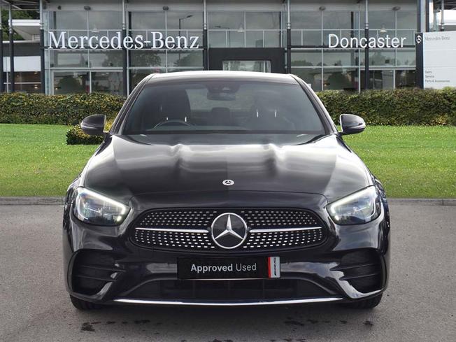 MERCEDES-BENZ E Class Photo 10