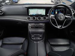 MERCEDES-BENZ E Class Photo 5