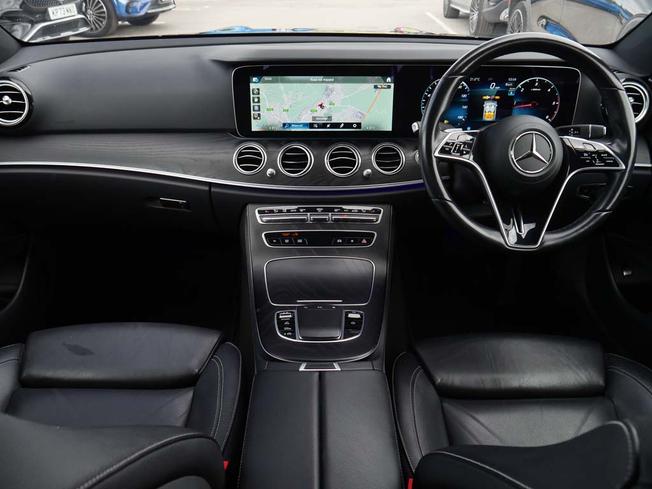 MERCEDES-BENZ E Class Photo 5