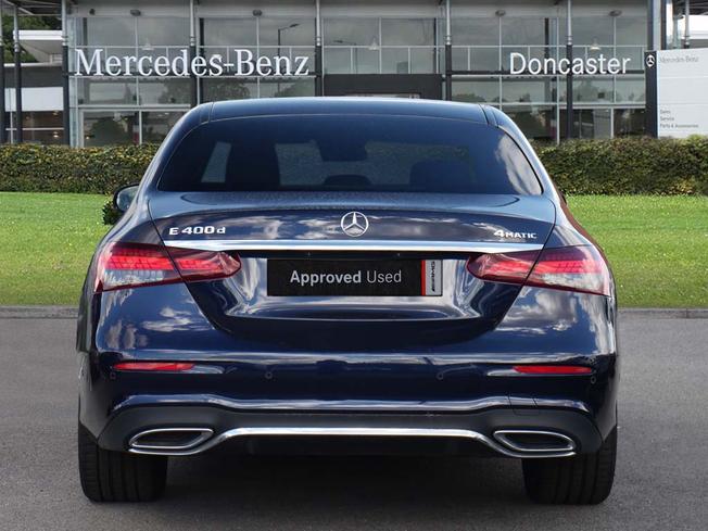 MERCEDES-BENZ E Class Photo 10