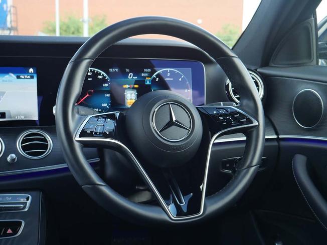 MERCEDES-BENZ E Class Photo 42