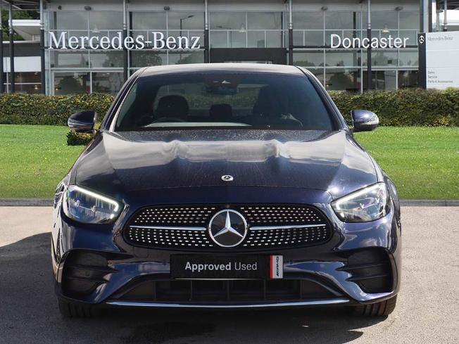 MERCEDES-BENZ E Class Photo 9
