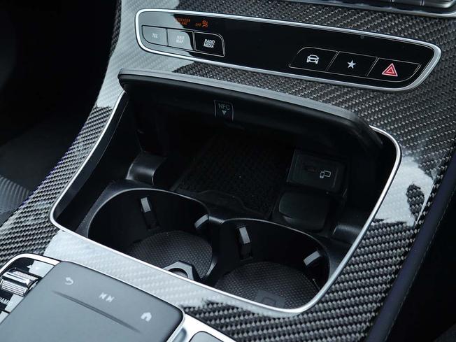 MERCEDES-BENZ E Class Photo 23