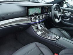 MERCEDES-BENZ E Class Photo 3