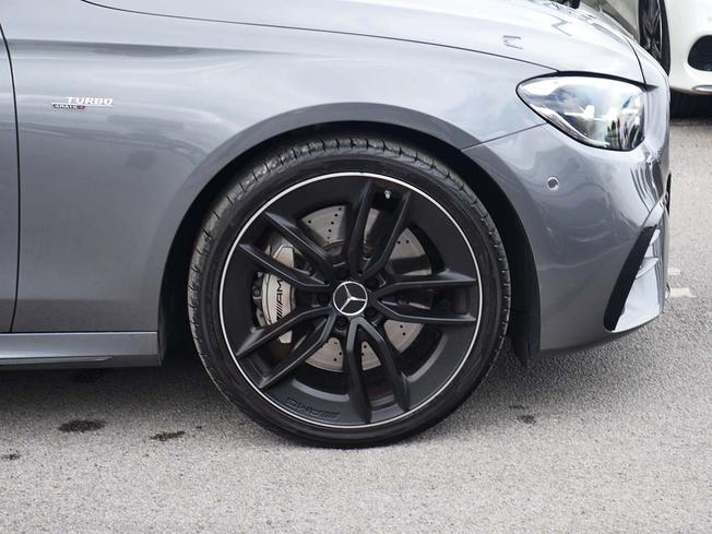 MERCEDES-BENZ E Class Photo 6
