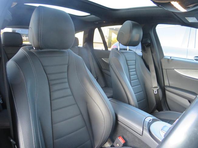 MERCEDES-BENZ E Class Photo 19