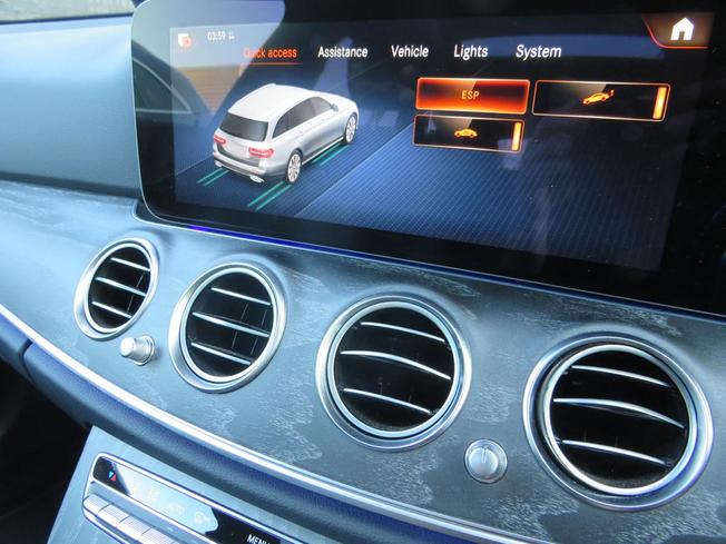 MERCEDES-BENZ E Class Photo 43