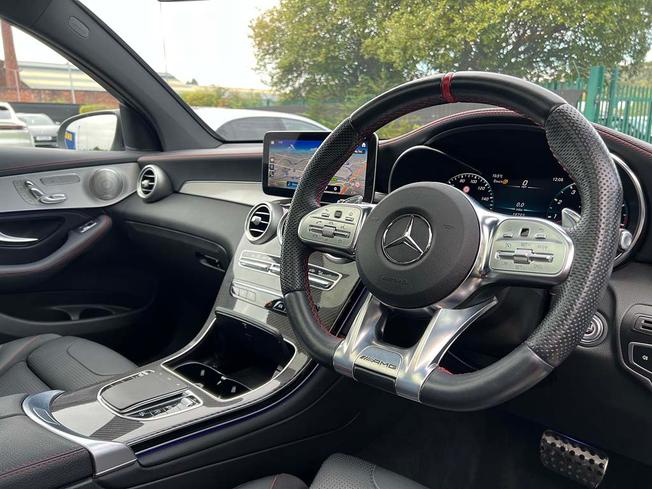 MERCEDES-BENZ Glc Photo 23