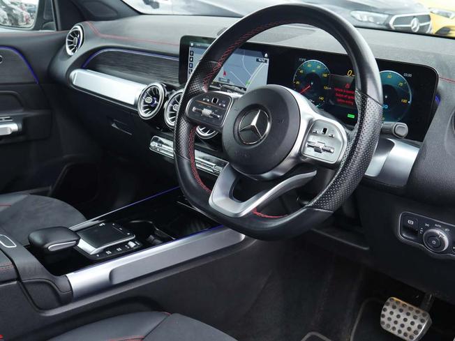 MERCEDES-BENZ Eqb Photo 35