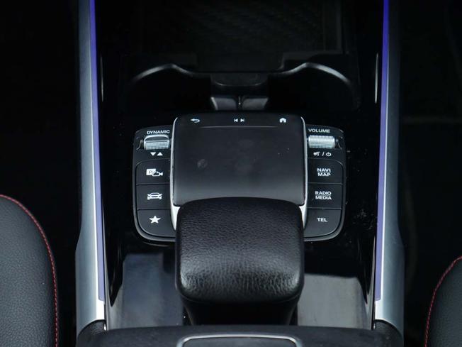 MERCEDES-BENZ Eqb Photo 43