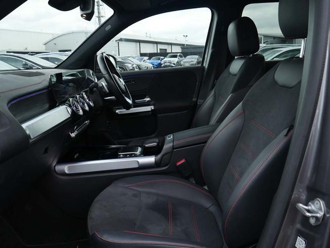 MERCEDES-BENZ Eqb Photo 44