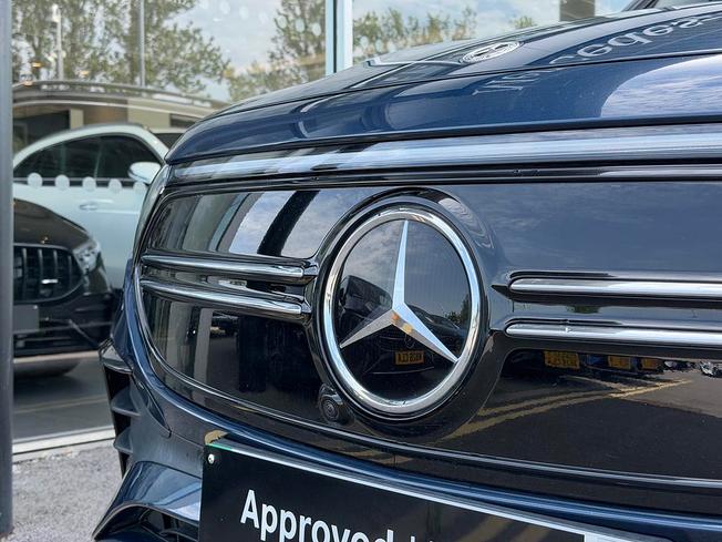 MERCEDES-BENZ Eqb Photo 13