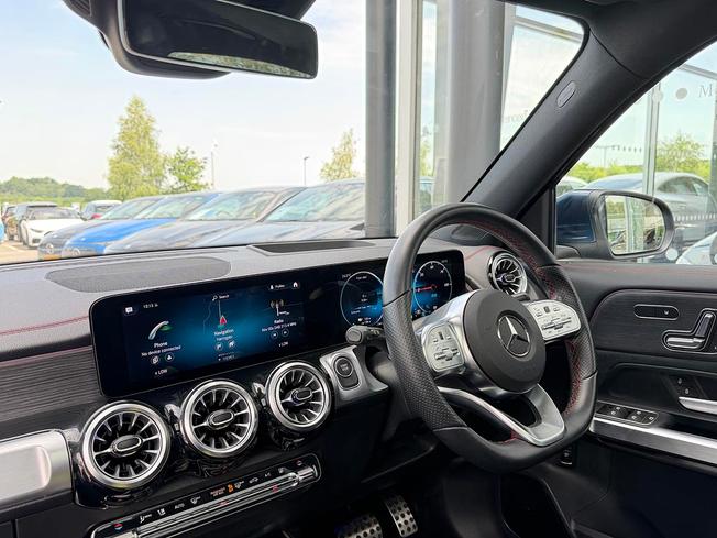 MERCEDES-BENZ Eqb Photo 48