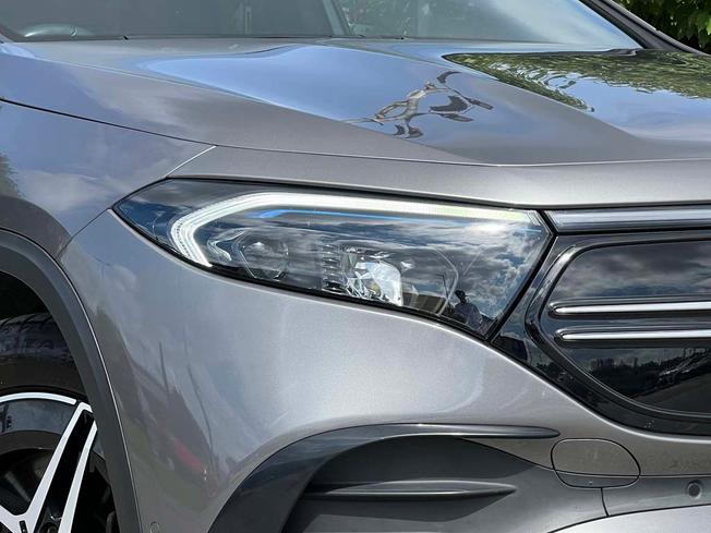 MERCEDES-BENZ Eqa Photo 12