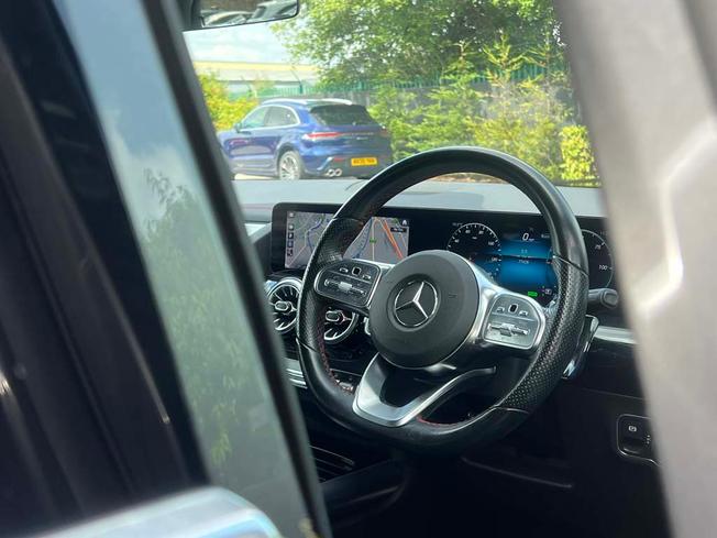 MERCEDES-BENZ Eqa Photo 18
