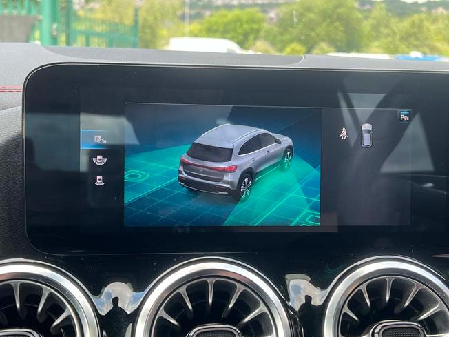 MERCEDES-BENZ Eqa Photo 26