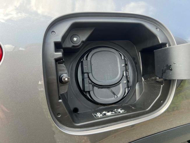 MERCEDES-BENZ Eqa Photo 43