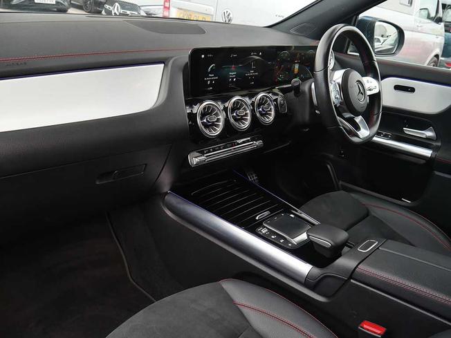 MERCEDES-BENZ Eqa Photo 47