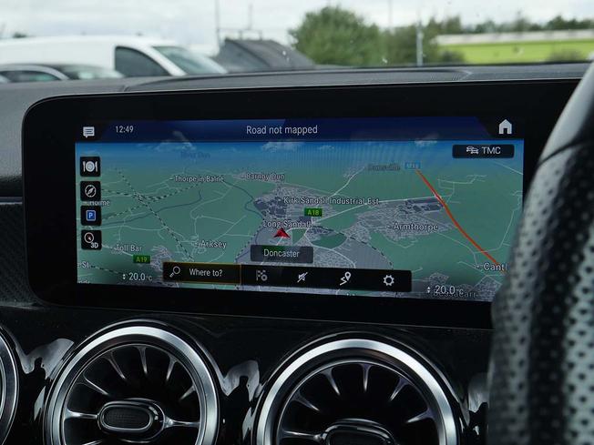 MERCEDES-BENZ Glb Photo 18