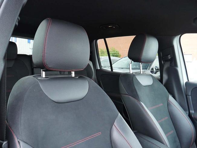 MERCEDES-BENZ Glb Photo 32