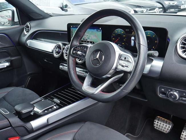 MERCEDES-BENZ Glb Photo 33