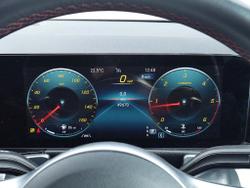 MERCEDES-BENZ Glb Photo 4