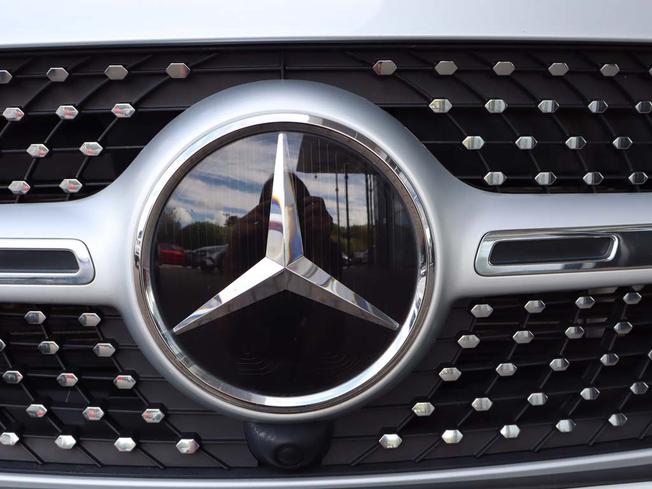 MERCEDES-BENZ GLB Photo 25