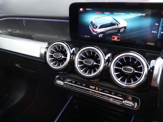 MERCEDES-BENZ GLB Photo 39