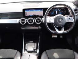 MERCEDES-BENZ GLB Photo 5