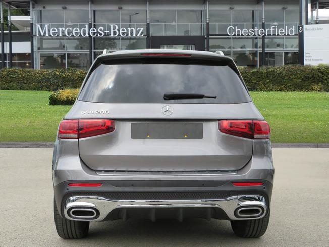 MERCEDES-BENZ GLB Photo 11