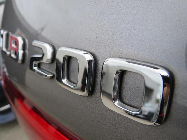 MERCEDES-BENZ GLB Photo 15