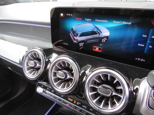 MERCEDES-BENZ GLB Photo 36