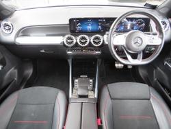 MERCEDES-BENZ GLB Photo 5