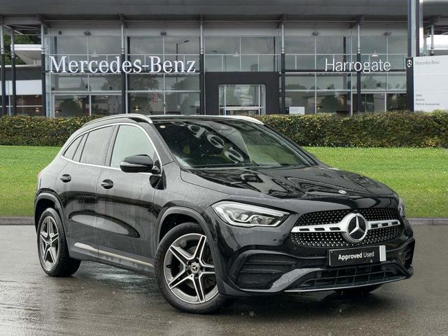 MERCEDES-BENZ GLA Photo 1