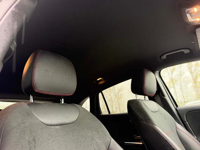 MERCEDES-BENZ GLA Photo 40