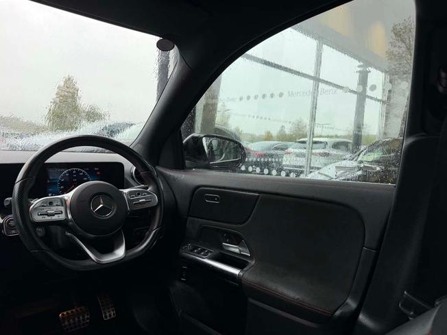 MERCEDES-BENZ GLA Photo 41
