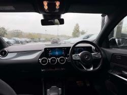 MERCEDES-BENZ GLA Photo 5
