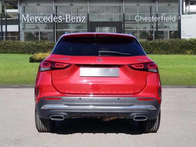 MERCEDES-BENZ GLA Photo 10