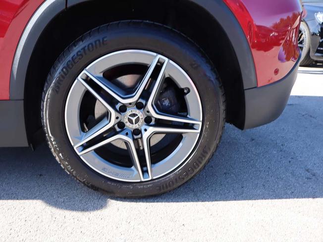 MERCEDES-BENZ GLA Photo 12