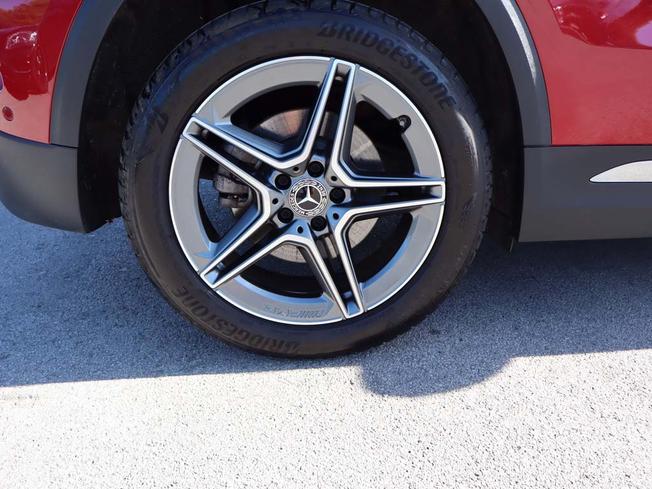 MERCEDES-BENZ GLA Photo 6