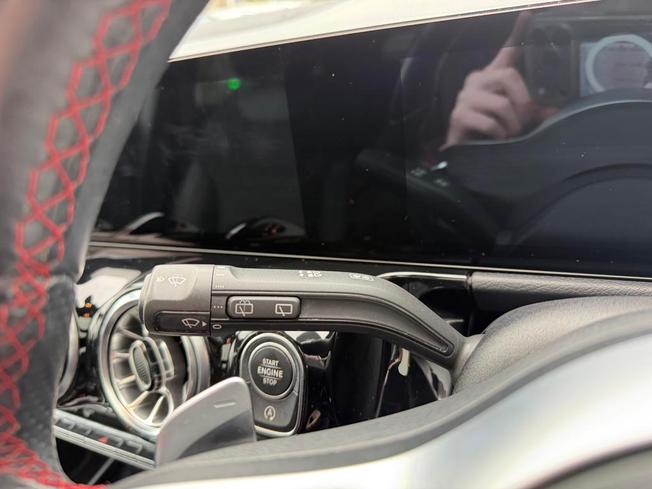 MERCEDES-BENZ GLA Photo 30